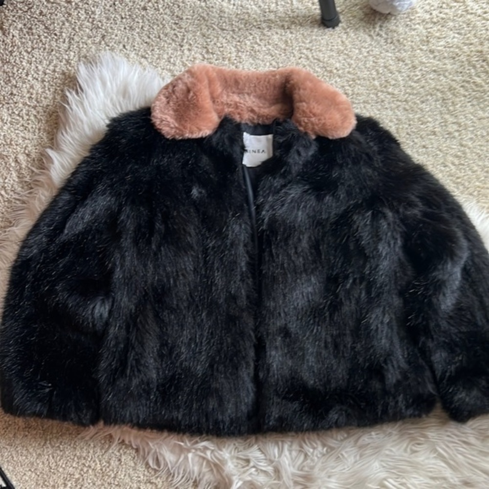 AINEA Italian black faux fur coat with contrast trim